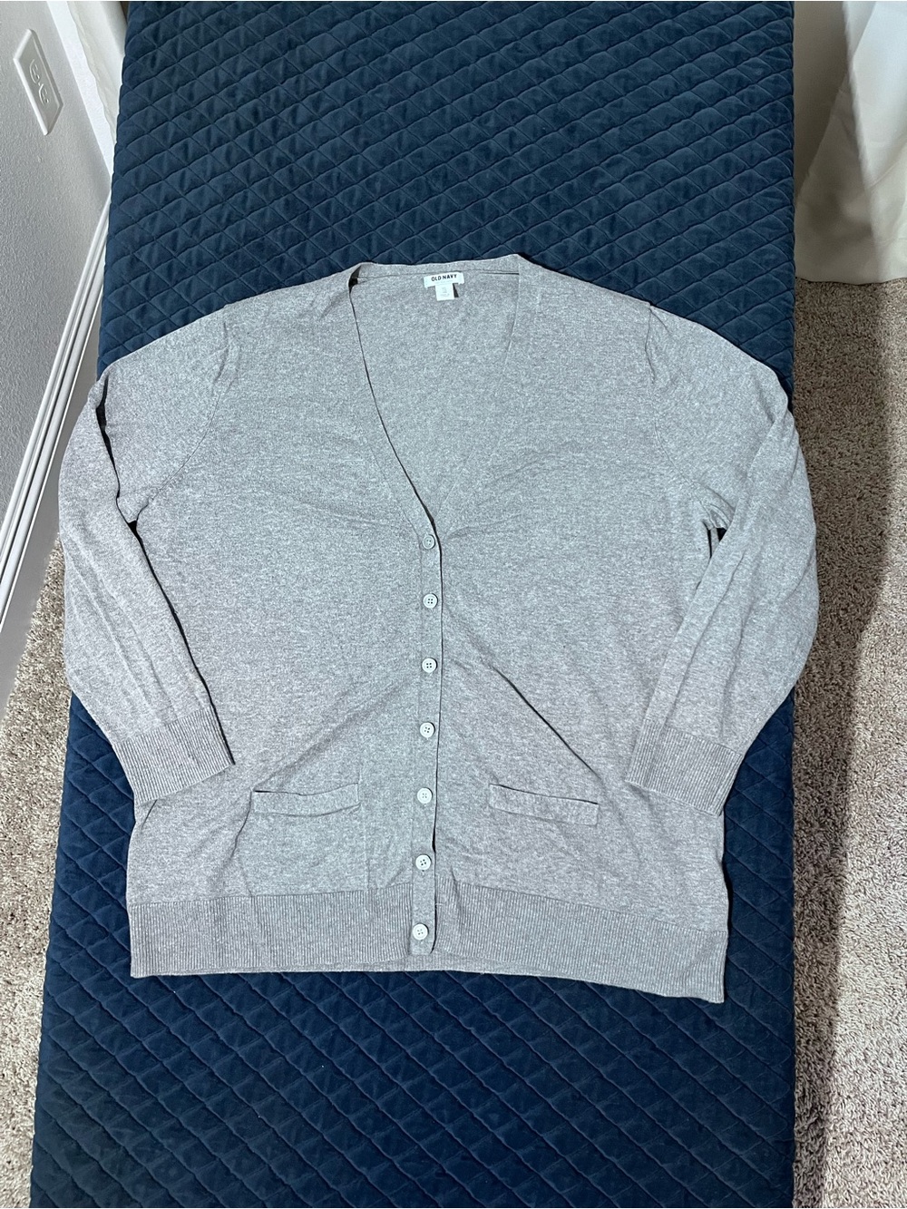 Old Navy Light Gray V-Neck Button Front Cardigan